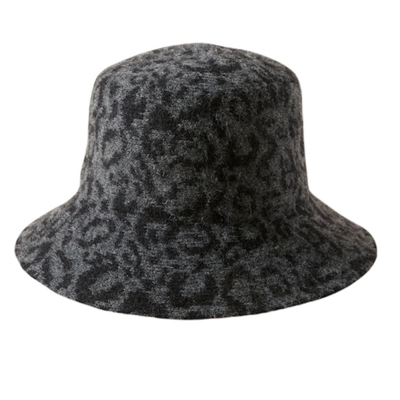 Anthropologie Finn Cozy Bucket Hat NWT - Picture 3 of 3